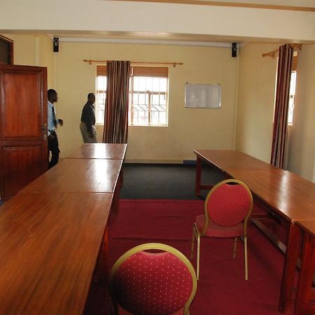 Serene Hotel Kampala Dış mekan fotoğraf