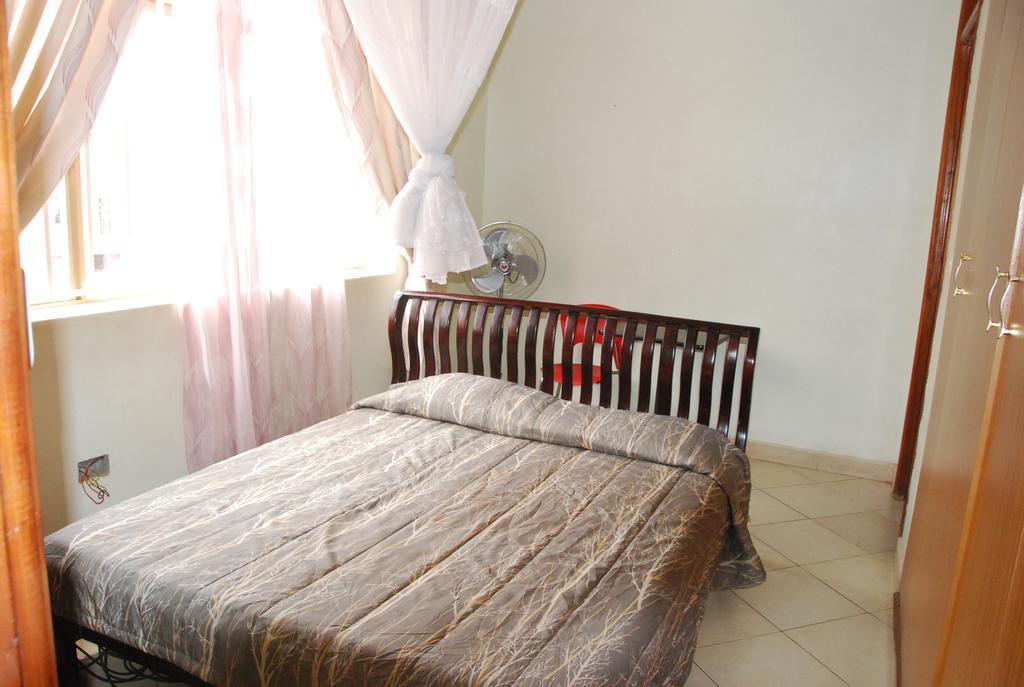Serene Hotel Kampala Oda fotoğraf