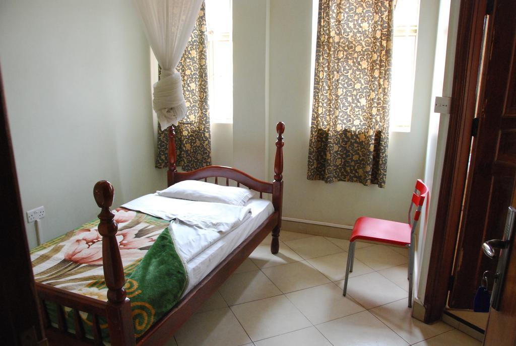 Serene Hotel Kampala Oda fotoğraf