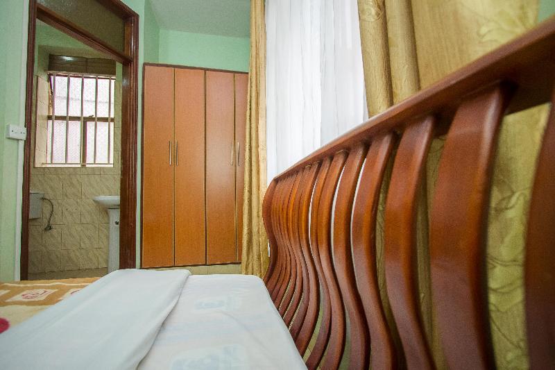 Serene Hotel Kampala Dış mekan fotoğraf