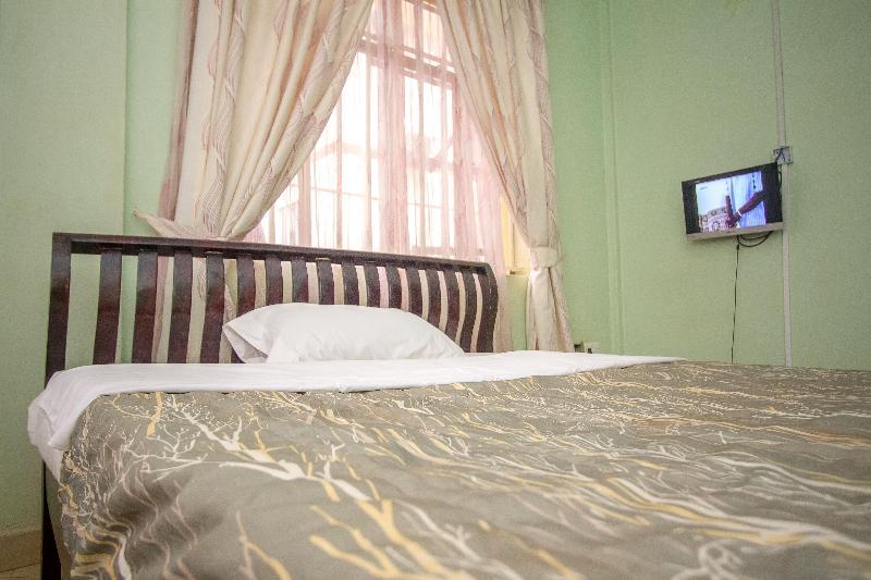 Serene Hotel Kampala Dış mekan fotoğraf