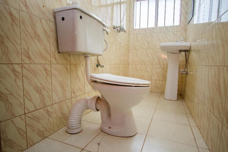 Serene Hotel Kampala Dış mekan fotoğraf